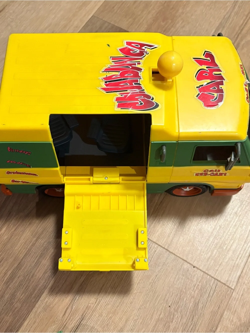 Vintage 2006 TMNT Cowabunga Carl Pizza Party Van - Playmates Toys
